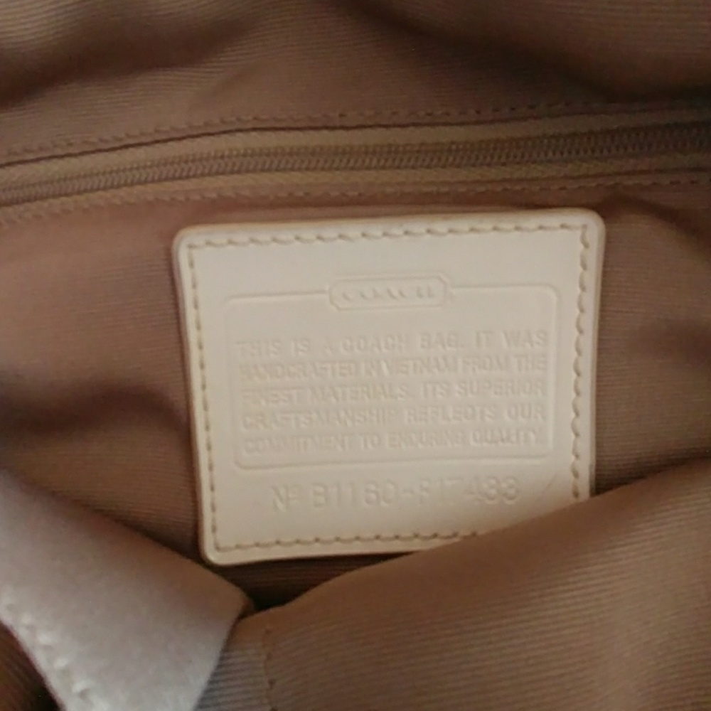 SOLD! Cream coach purse - Picture 4 of 4